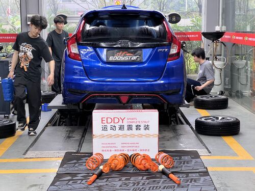 trường hợp công ty mới nhất về Honda Fit GK5 Upgraded with EDDY Sport Shock Absorber Kit