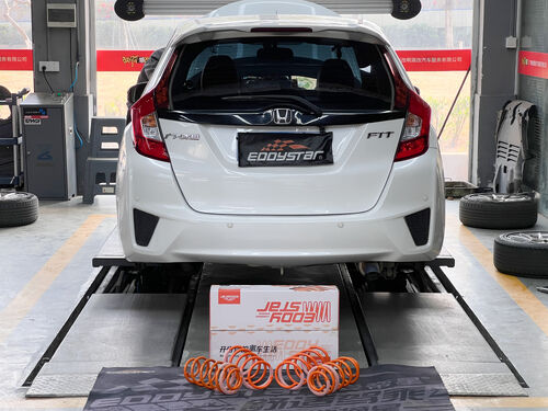 trường hợp công ty mới nhất về 2015 Honda Fit 1.5L | EDDY Sport Short Springs Upgrade: A Solution for Optimized Handling and Enhanced Safety